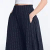 Pantalon à jambes larges Soft Touch, avec plis sur les côtés et en modal Pantalon à jambes larges Soft Touch, avec plis sur les côtés et en modal