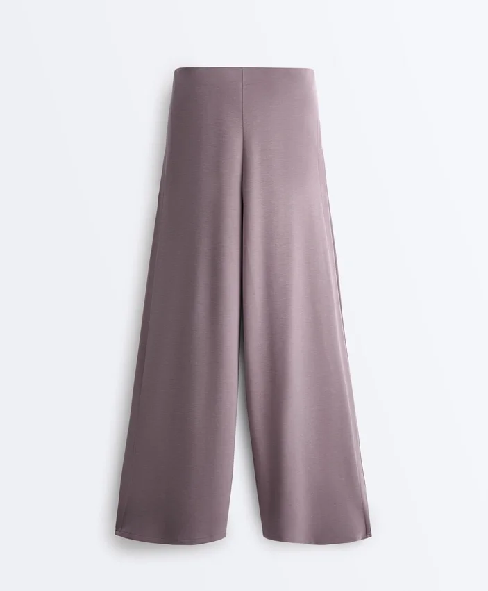 Pantalon à jambes larges Soft Touch, avec plis sur les côtés et en modal Pantalon à jambes larges Soft Touch, avec plis sur les côtés et en modal