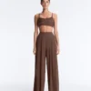 Pantalon large au toucher Light Touch avec pinces Pantalon large au toucher Light Touch avec pinces