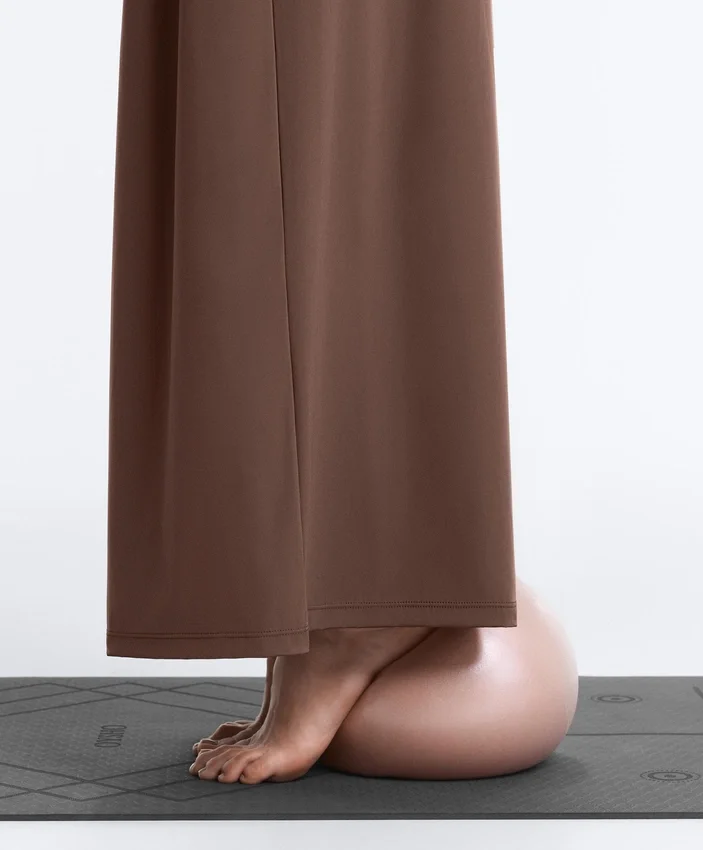 Pantalon large au toucher Light Touch avec pinces Pantalon large au toucher Light Touch avec pinces