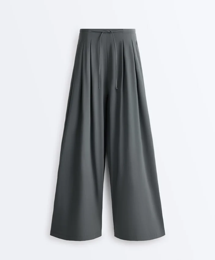 Pantalon large au toucher Light Touch avec pinces Pantalon large au toucher Light Touch avec pinces