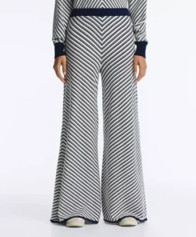 Pantalon large en maille à rayures diagonales
