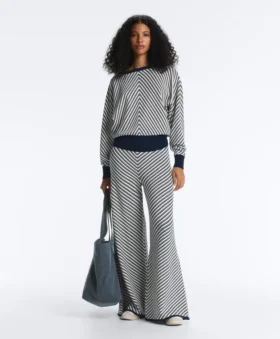 Pull en maille à rayures diagonales