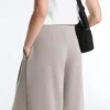 Pantalon large en modal Soft Touch avec détail corset Pantalon large en modal Soft Touch avec détail corset