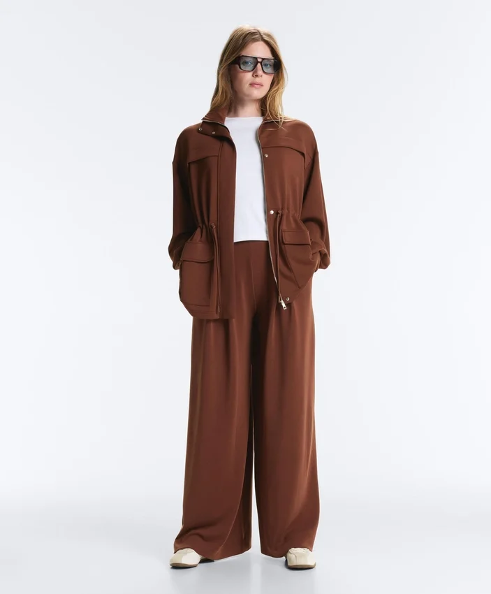 Pantalon long en modal Soft Touch avec plis Pantalon long en modal Soft Touch avec plis