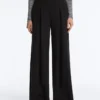 Pantalon long à jambes larges en modal Soft Touch et à plis Pantalon long à jambes larges en modal Soft Touch et à plis