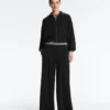 Pantalon long à jambes larges en modal Soft Touch et à plis Pantalon long à jambes larges en modal Soft Touch et à plis