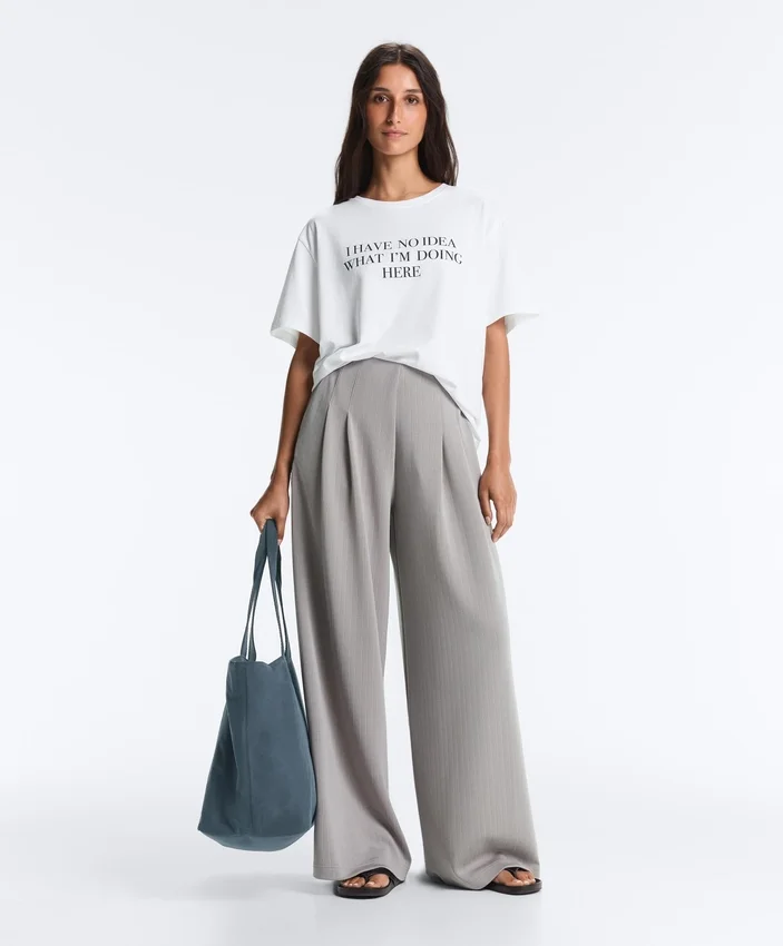 Pantalon long à plis en modal Soft Touch Pantalon long à plis en modal Soft Touch