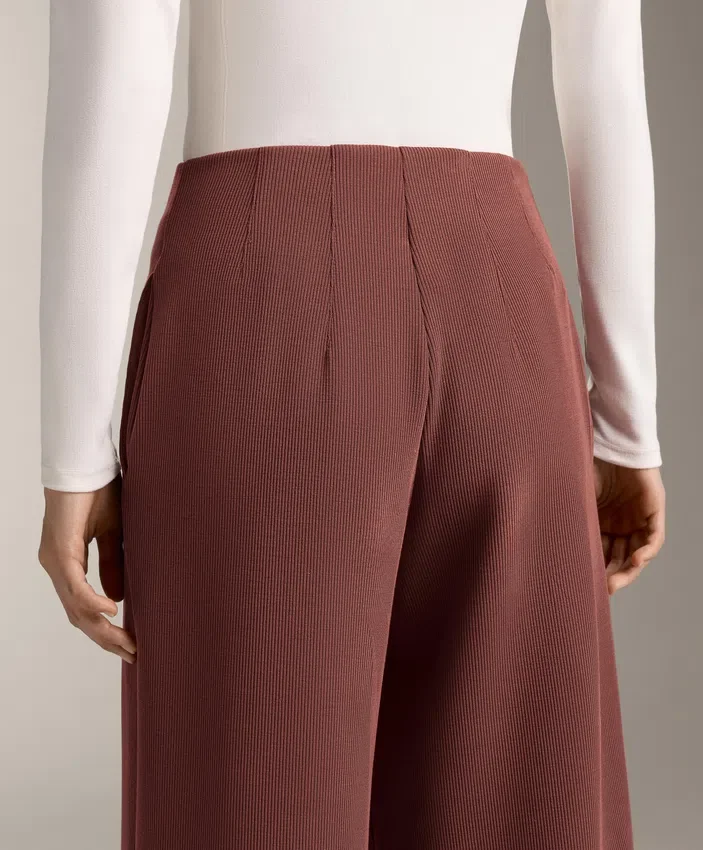 Pantalon taille haute à côtes avec modal Soft Touch Pantalon taille haute à côtes avec modal Soft Touch