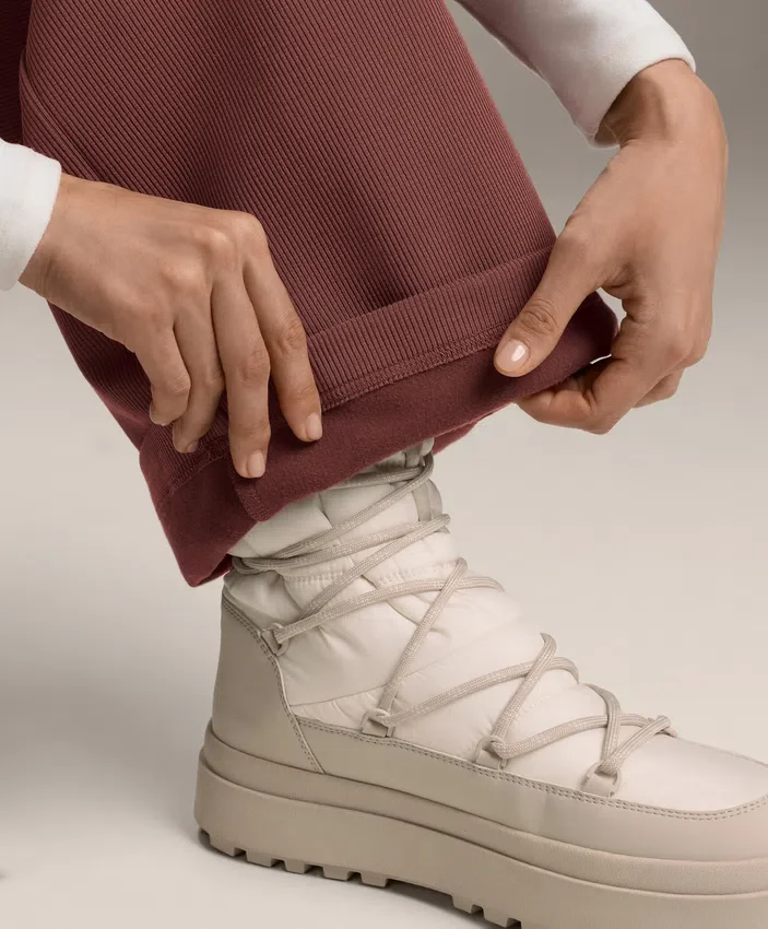 Pantalon taille haute à côtes avec modal Soft Touch Pantalon taille haute à côtes avec modal Soft Touch