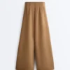 Pantalon taille haute en sergé à jambes larges et plis Pantalon taille haute en sergé à jambes larges et plis