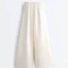 Pantalon taille haute en sergé à jambes larges et plis Pantalon taille haute en sergé à jambes larges et plis