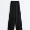 Pantalon à taille haute et jambes larges effet néoprène Pantalon à taille haute et jambes larges effet néoprène