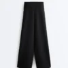 Pantalon à taille haute et jambes larges effet néoprène Pantalon à taille haute et jambes larges effet néoprène