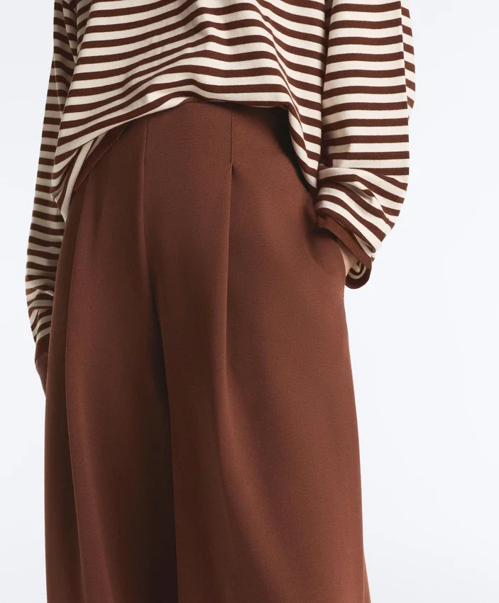 Pantalon à taille haute et jambes larges en piqué de coton Pantalon à taille haute et jambes larges en piqué de coton