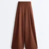 Pantalon à taille haute et jambes larges en piqué de coton Pantalon à taille haute et jambes larges en piqué de coton