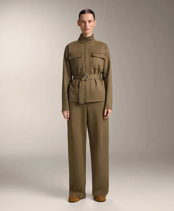 Pantalon taille haute à jambes droites effet néoprène Pantalon taille haute à jambes droites effet néoprène