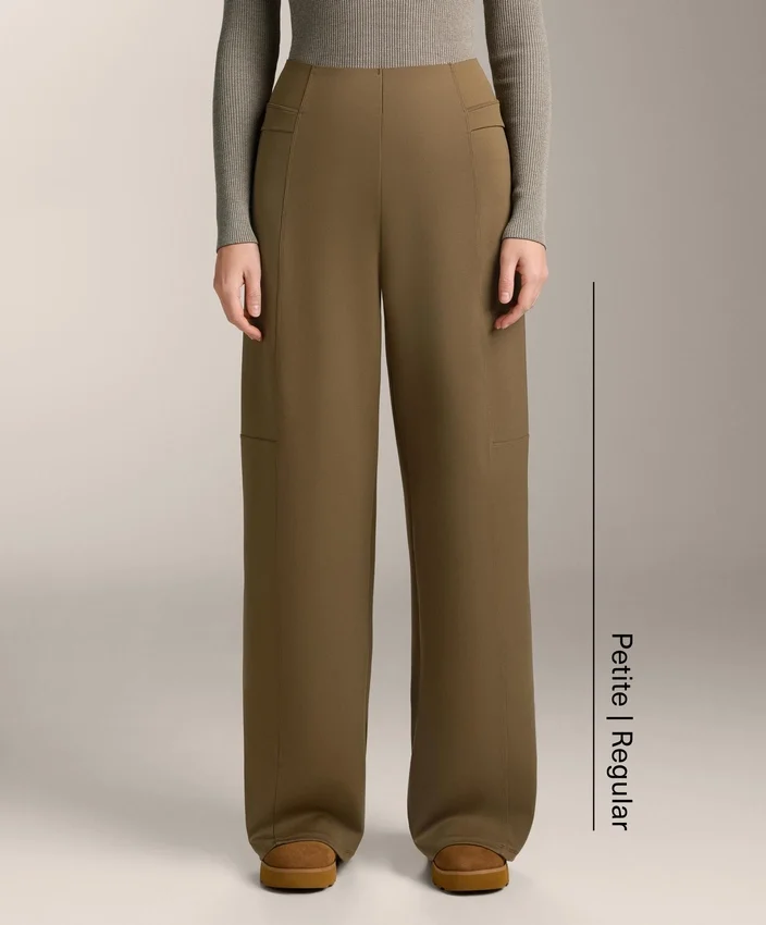 Pantalon taille haute à jambes droites effet néoprène Pantalon taille haute à jambes droites effet néoprène