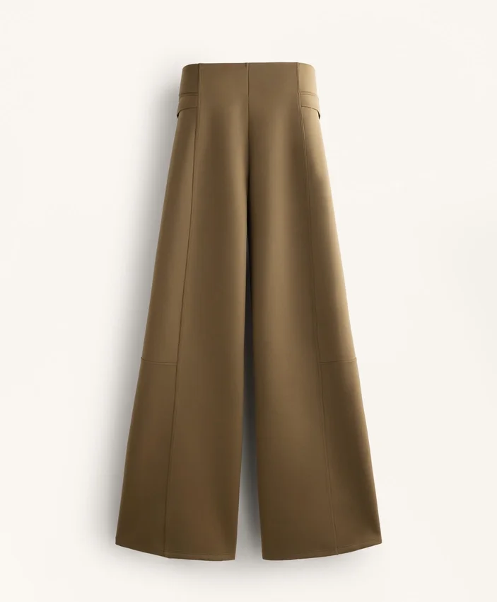 Pantalon taille haute à jambes droites effet néoprène Pantalon taille haute à jambes droites effet néoprène