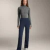 Pantalon évasé chaud à taille haute avec poches Pantalon évasé chaud à taille haute avec poches