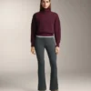 Pantalon évasé à côtes extra-chaud sans coutures à taille très haute Pantalon évasé à côtes extra-chaud sans coutures à taille très haute