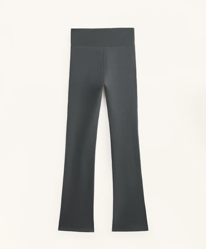 Pantalon évasé à côtes extra-chaud sans coutures à taille très haute Pantalon évasé à côtes extra-chaud sans coutures à taille très haute