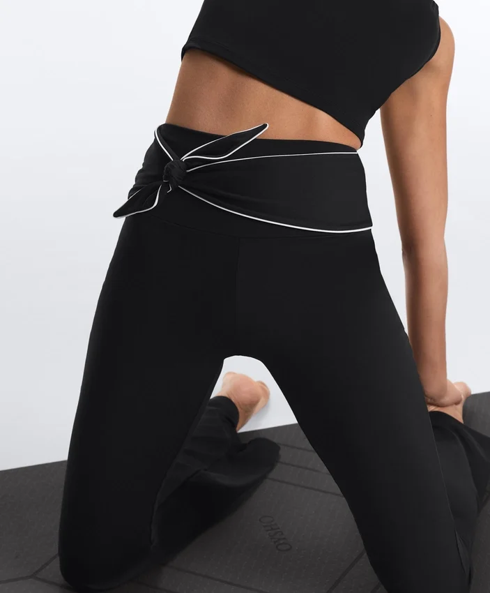 Pantalon évasé taille haute Comfortlux avec nœud Pantalon évasé taille haute Comfortlux avec nœud