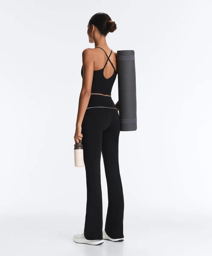 Pantalon évasé taille haute Comfortlux avec nœud Pantalon évasé taille haute Comfortlux avec nœud