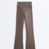 Pantalon évasé à taille haute Comfortlux à taille drapée Pantalon évasé à taille haute Comfortlux à taille drapée