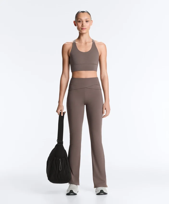 Pantalon évasé à taille haute Comfortlux à taille drapée Pantalon évasé à taille haute Comfortlux à taille drapée
