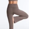 Pantalon évasé à taille haute Comfortlux à taille drapée Pantalon évasé à taille haute Comfortlux à taille drapée