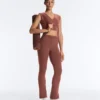 Pantalon évasé à taille haute Comfortlux à taille drapée Pantalon évasé à taille haute Comfortlux à taille drapée