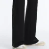 Pantalon évasé taille haute effet néoprène Pantalon évasé taille haute effet néoprène