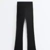 Pantalon évasé à taille haute Raise Up et effet compressif Pantalon évasé à taille haute Raise Up et effet compressif