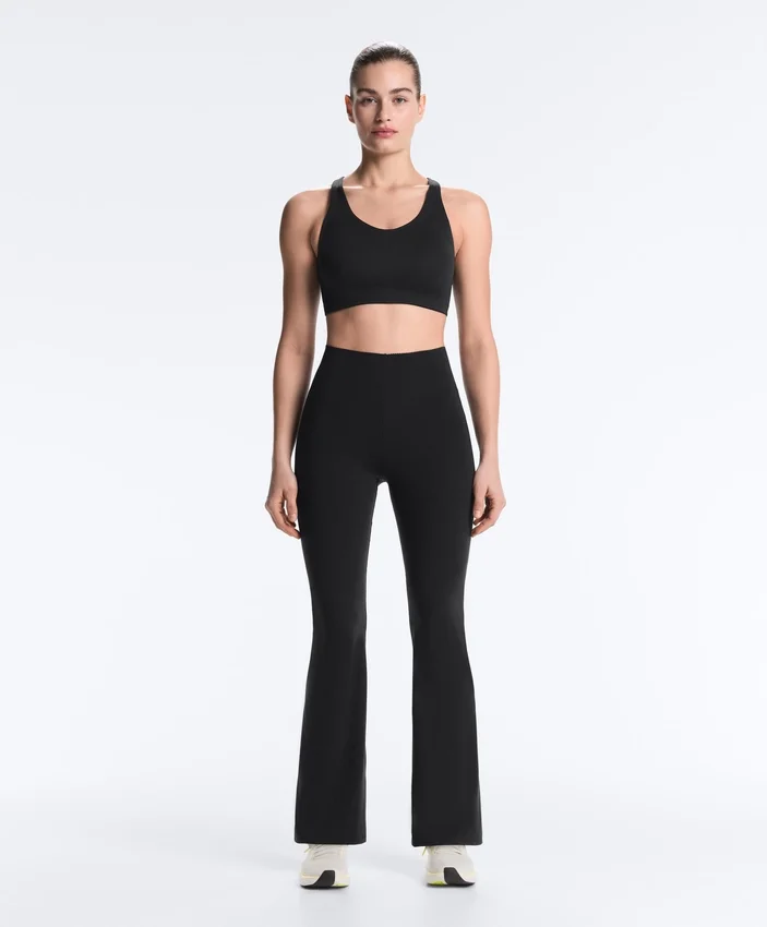 Pantalon évasé à taille haute Raise Up et effet compressif Pantalon évasé à taille haute Raise Up et effet compressif