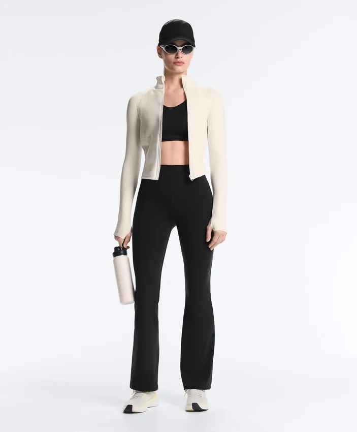 Pantalon évasé à taille haute Raise Up et effet compressif Pantalon évasé à taille haute Raise Up et effet compressif