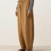 Pantalons bouffants en mélange de lyocell et 24 % de lin avec coutures Pantalons bouffants en mélange de lyocell et 24 % de lin avec coutures