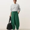 Pantalons bouffants en mélange de lyocell et 24 % de lin avec coutures Pantalons bouffants en mélange de lyocell et 24 % de lin avec coutures