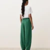 Pantalons bouffants en mélange de lyocell et 24 % de lin avec coutures Pantalons bouffants en mélange de lyocell et 24 % de lin avec coutures