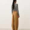 Pantalons bouffants en mélange de lyocell et 24 % de lin avec coutures Pantalons bouffants en mélange de lyocell et 24 % de lin avec coutures