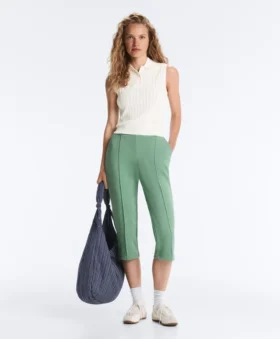 Pantalons capri en piqué avec passants de ceinture en coton Pantalons capri en piqué avec passants de ceinture en coton
