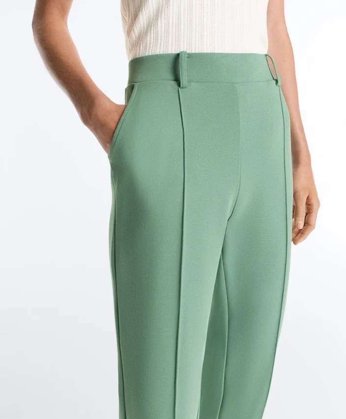 Pantalons capri en piqué avec passants de ceinture en coton Pantalons capri en piqué avec passants de ceinture en coton