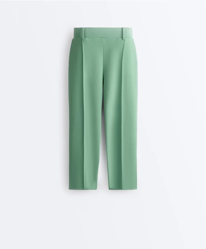 Pantalons capri en piqué avec passants de ceinture en coton Pantalons capri en piqué avec passants de ceinture en coton