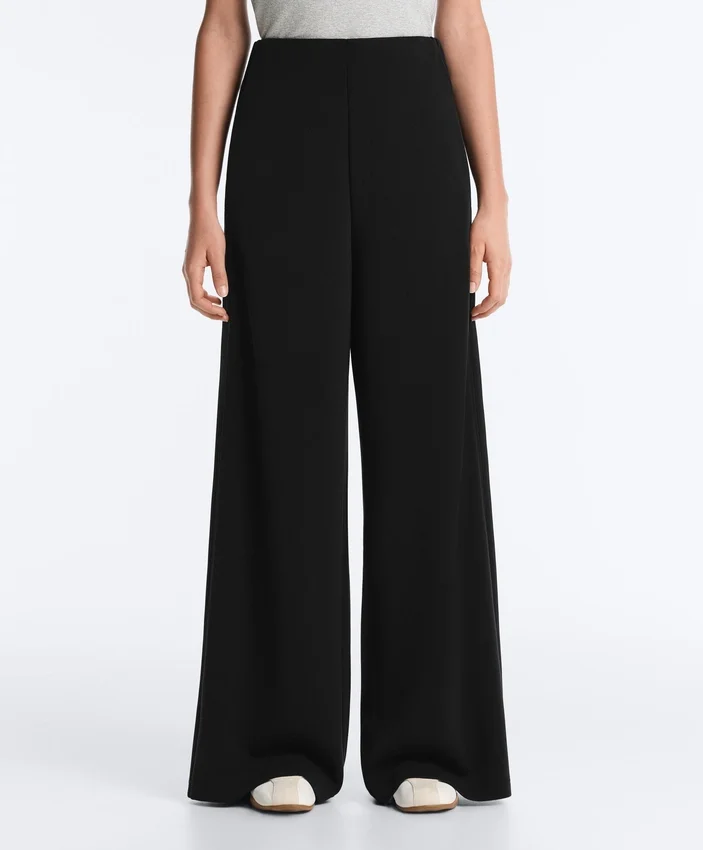 Pantalons à jambes larges en modal Soft Touch et ourlet ajouré Pantalons à jambes larges en modal Soft Touch et ourlet ajouré