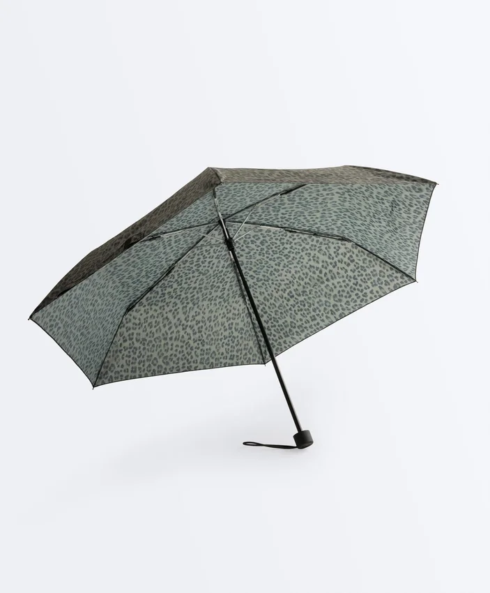 Parapluie léger à imprimé léopard Parapluie léger à imprimé léopard