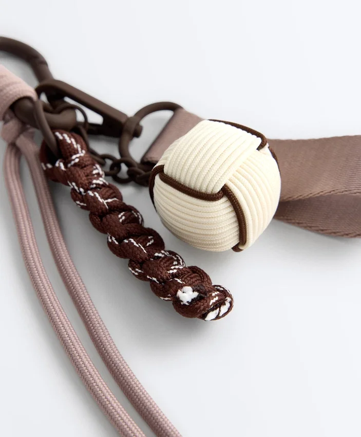 Pendentif balle de tennis Pendentif balle de tennis