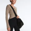 Pull en maille fine côtelée Pull en maille fine côtelée