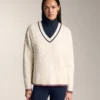 Pull en maille à mini-torsades et col en V Pull en maille à mini-torsades et col en V