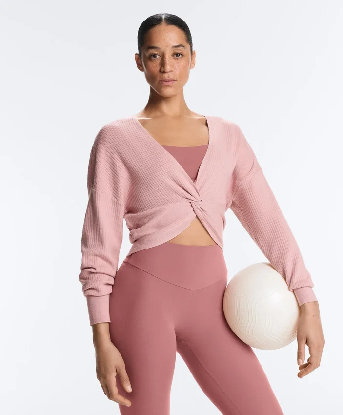 Pull en maille torsadée Pull en maille torsadée