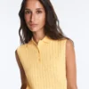 Pull sans manches en maille ajourée